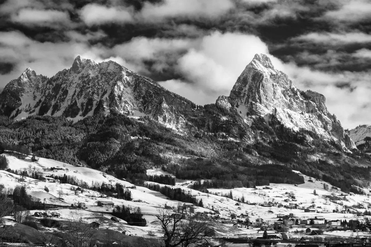 The old mountain dwarf of the mythen